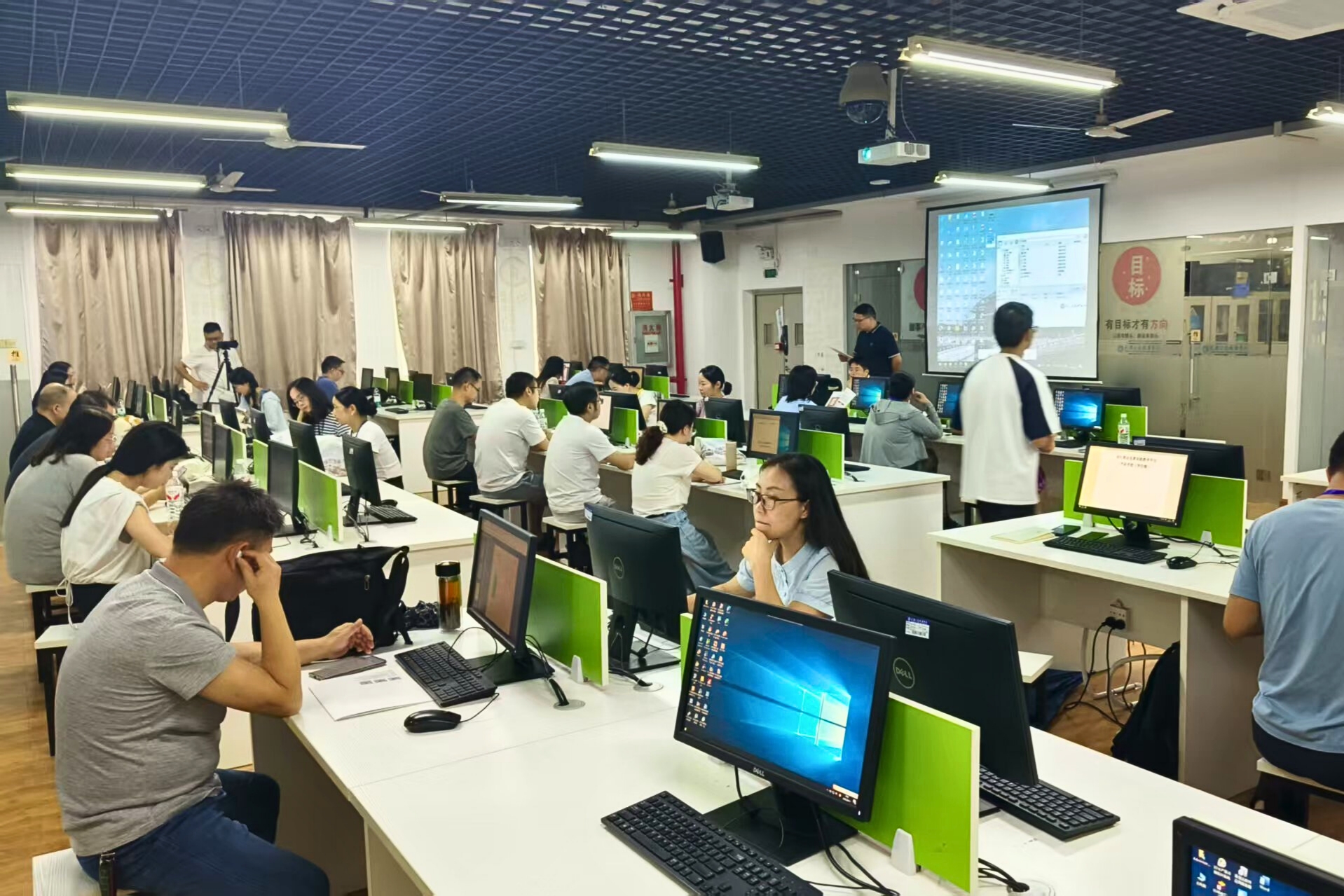 微信图片_20250811104510_216 - 已编辑.jpg