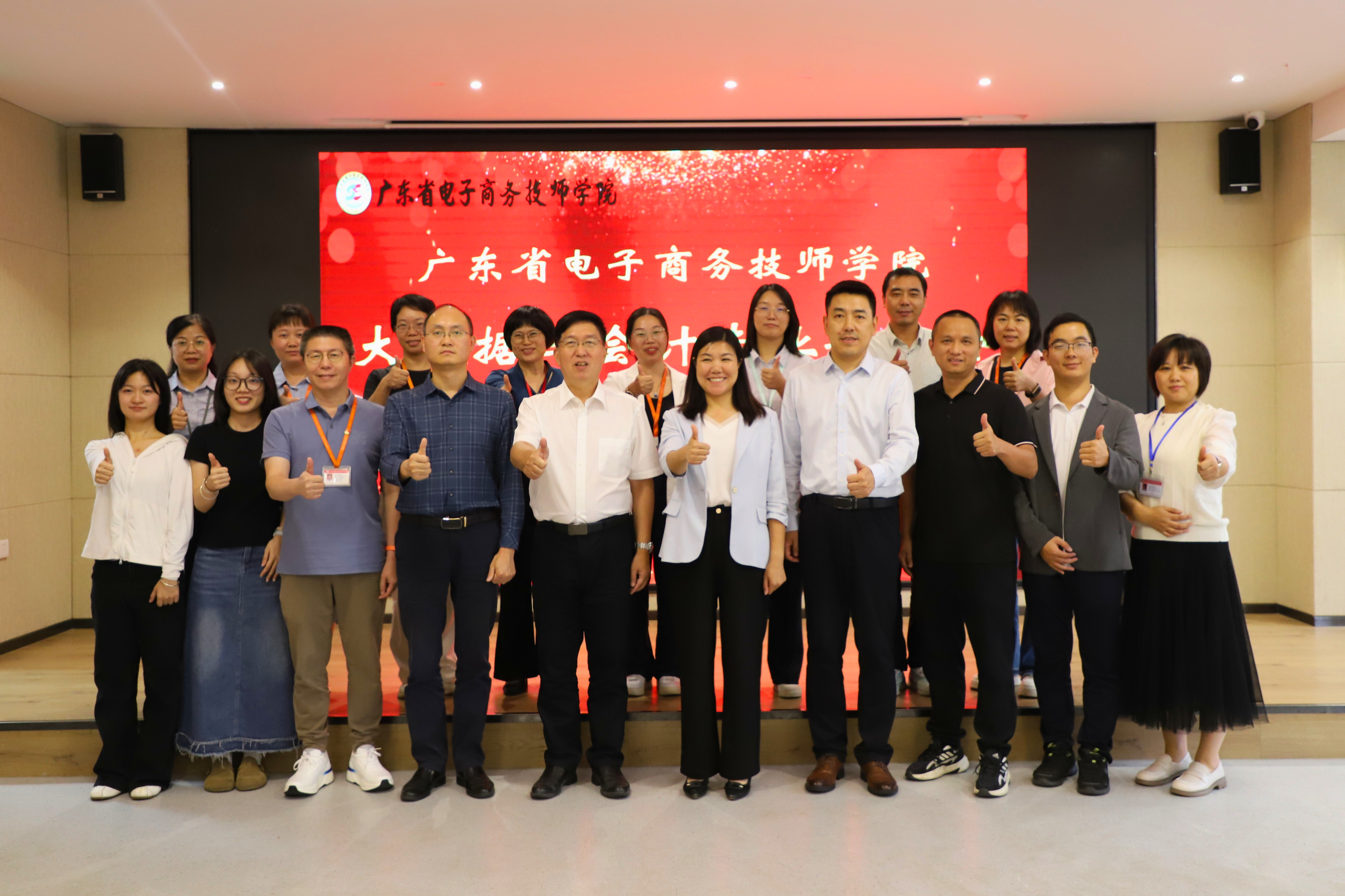 IMG_4562 - 已编辑.jpg IMG_4562 - 已编辑.jpg