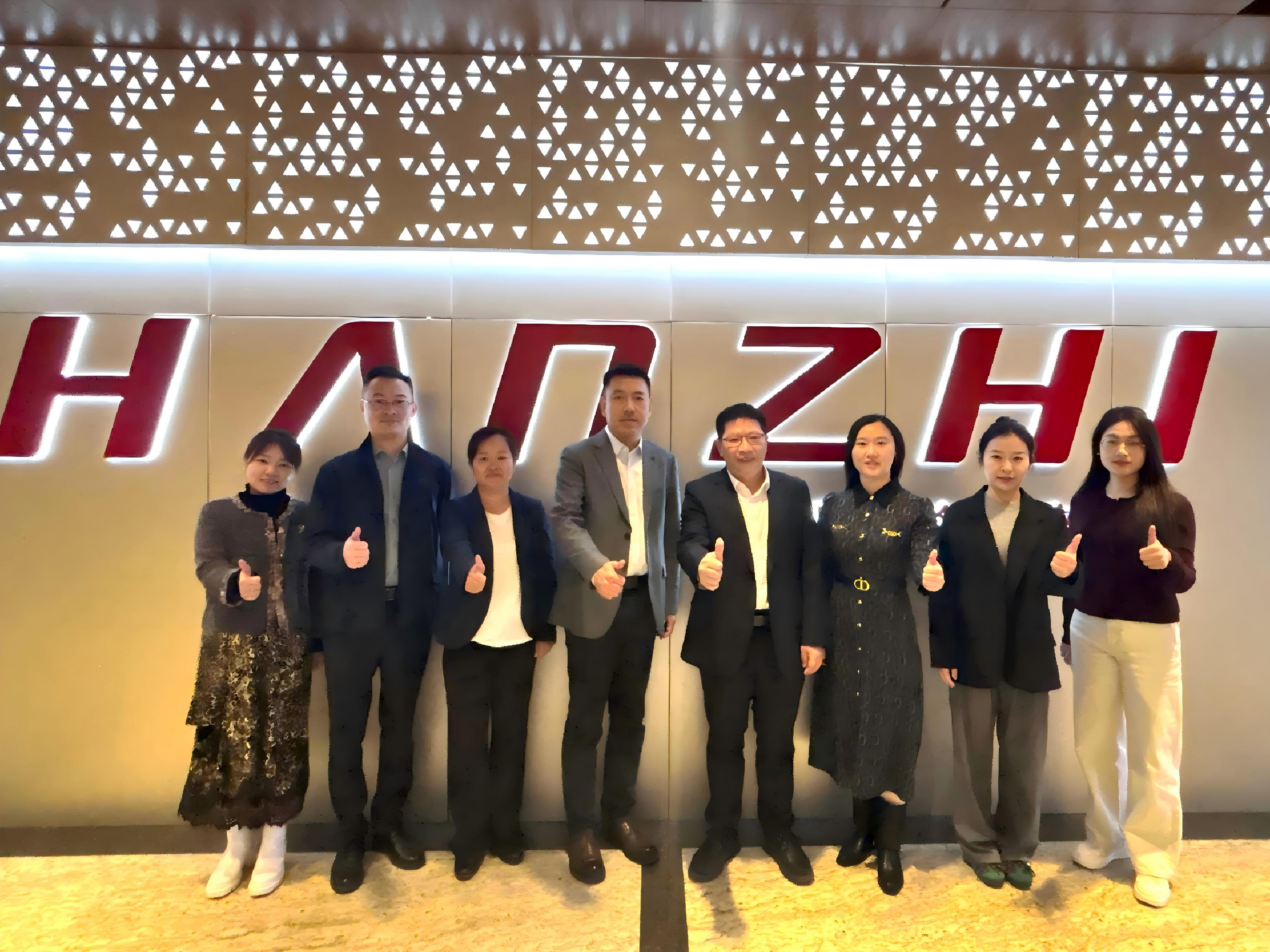 微信图片_20251218115232_2777_59.jpg 微信图片_20251218115232_2777_59.jpg